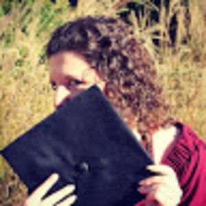 Meet your Posher, Caitlyn